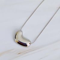 Bold Molten Heart Necklace (Color: Silver)